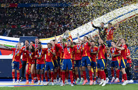 奥林匹亚科斯中场：皇马是世界最强球队之一，为我们感到自豪