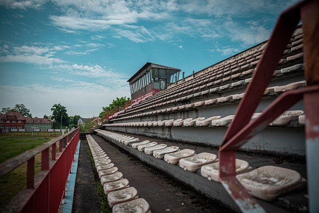 欧洲豪门发布财报，亏损数额引外界担忧