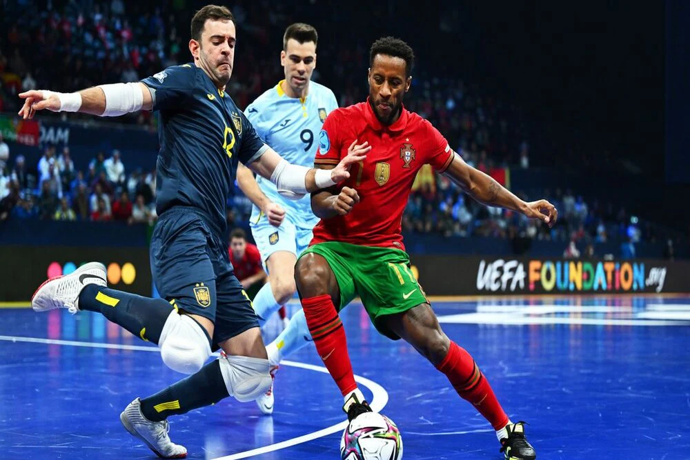 弗拉门戈双冠王，历史第5次同一球队单赛季解放者杯+巴甲夺冠